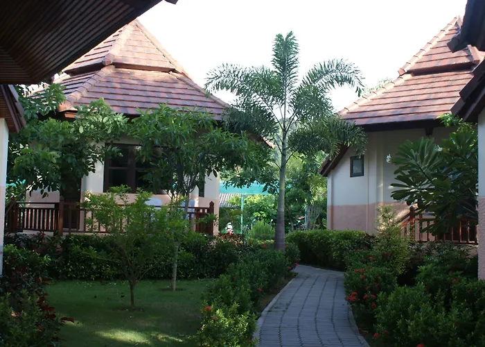 Central hotel: Coral Resort