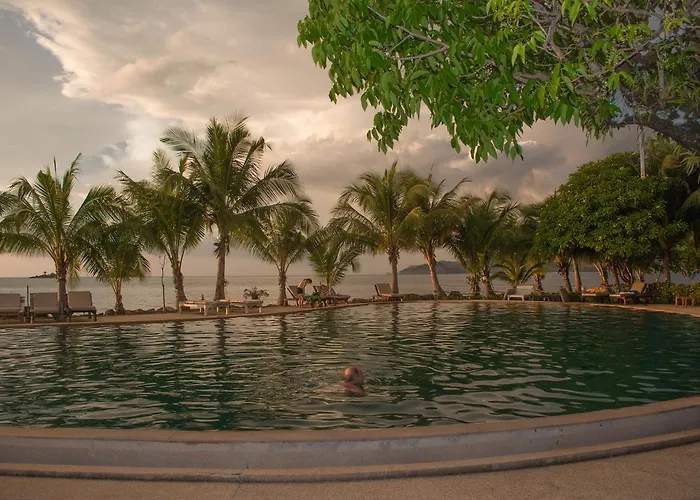 Central hotel: Coral Resort